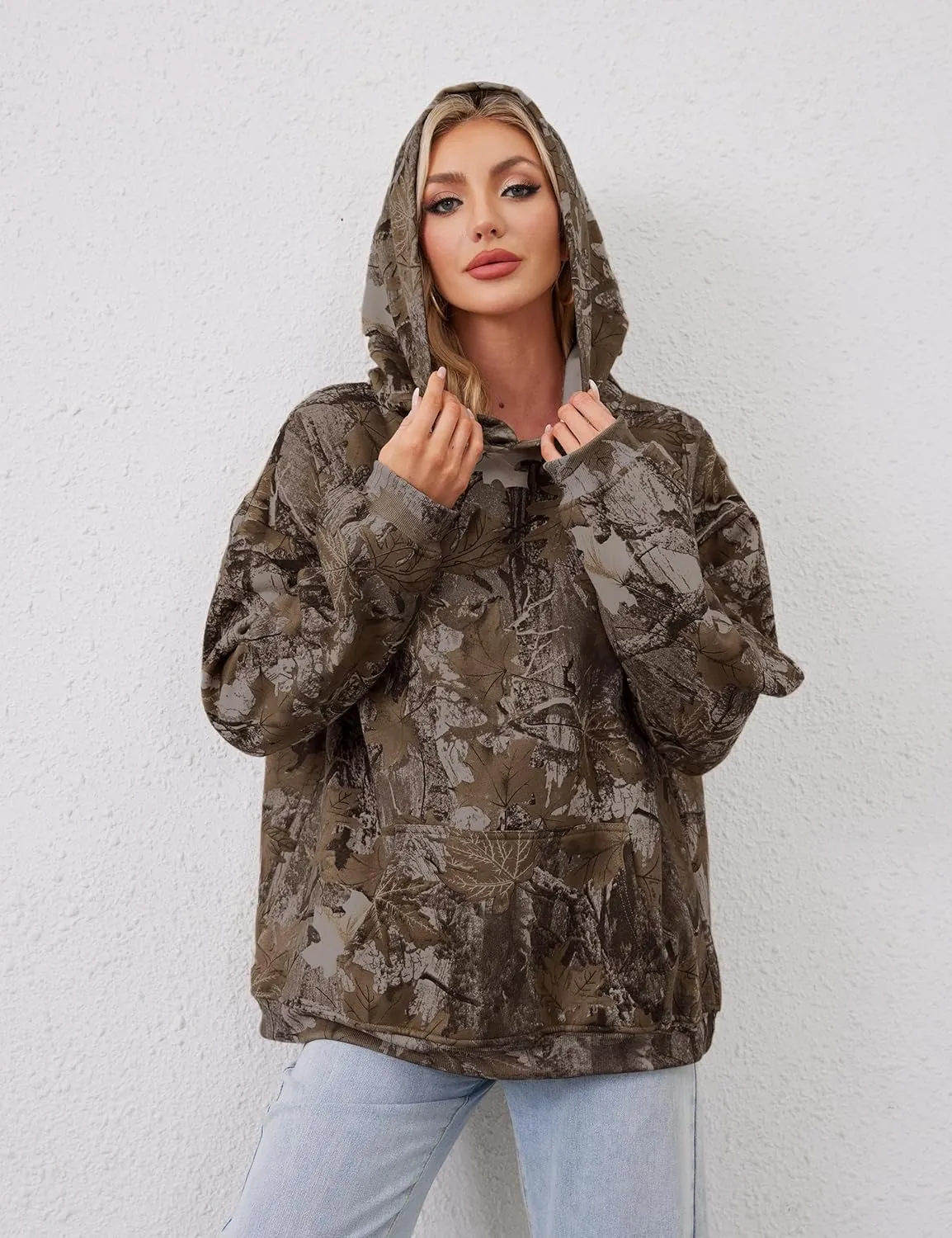 Camo Hoodie for Men Women Oversized Fleece Maple Leaf Hooded Sweatshirt Graphic Print Pullover Hoodies with Pocket