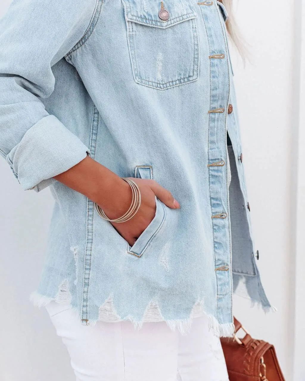 CHARTOU Women's Distressed Spread Collar Button Down Shacket Washed Denim Shirt Jacket