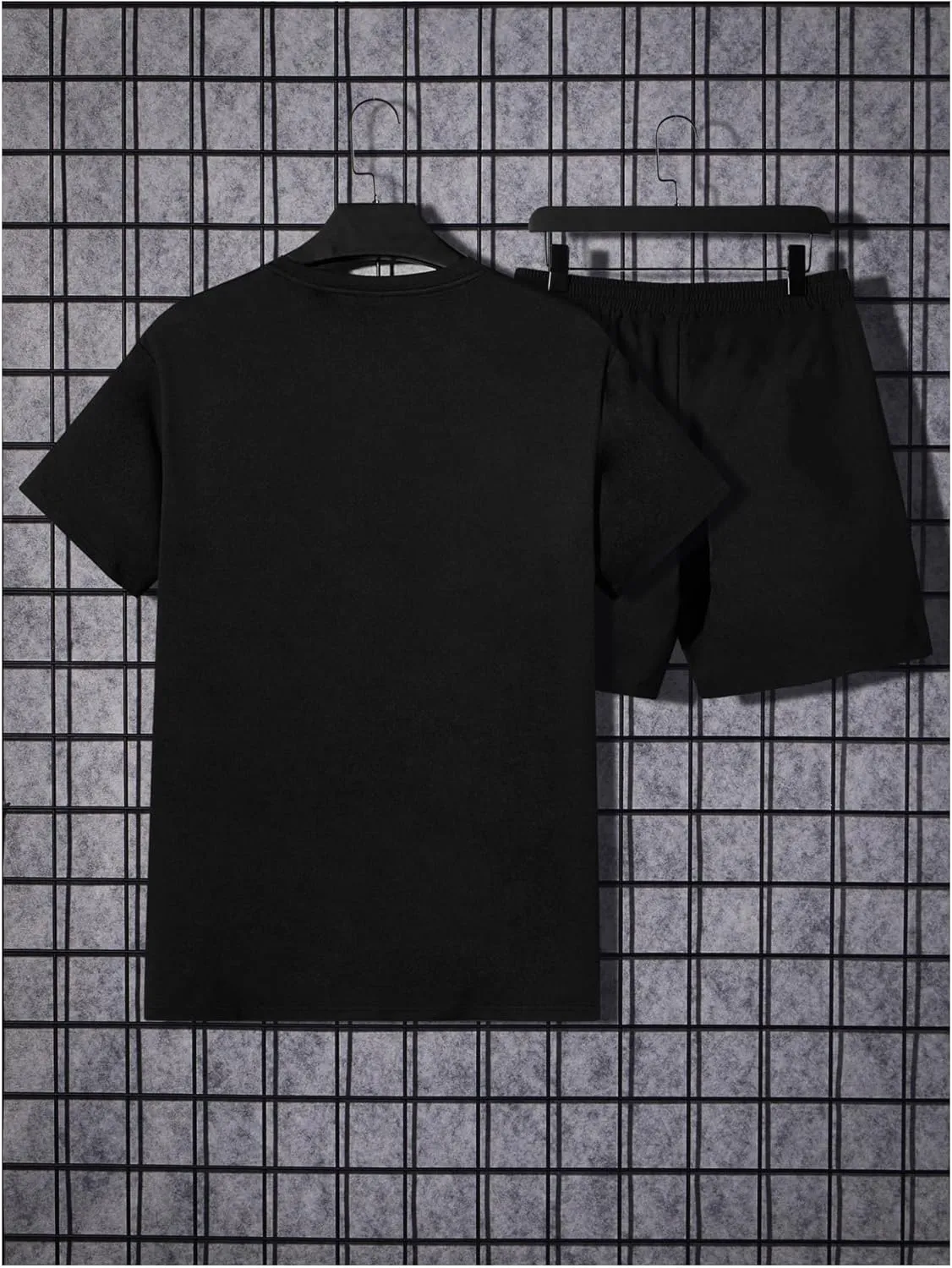 Floerns Men's Graphic Print T Shirt Drawstring Waist Shorts Set 2 Piece Outfit
