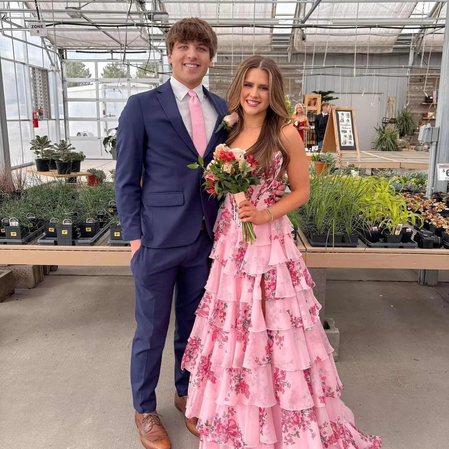 Floral Prom Dresses Ruffles Tiered Chiffon Long Strapless Ball Gown A-Line Sweetheart Formal Evening Gown