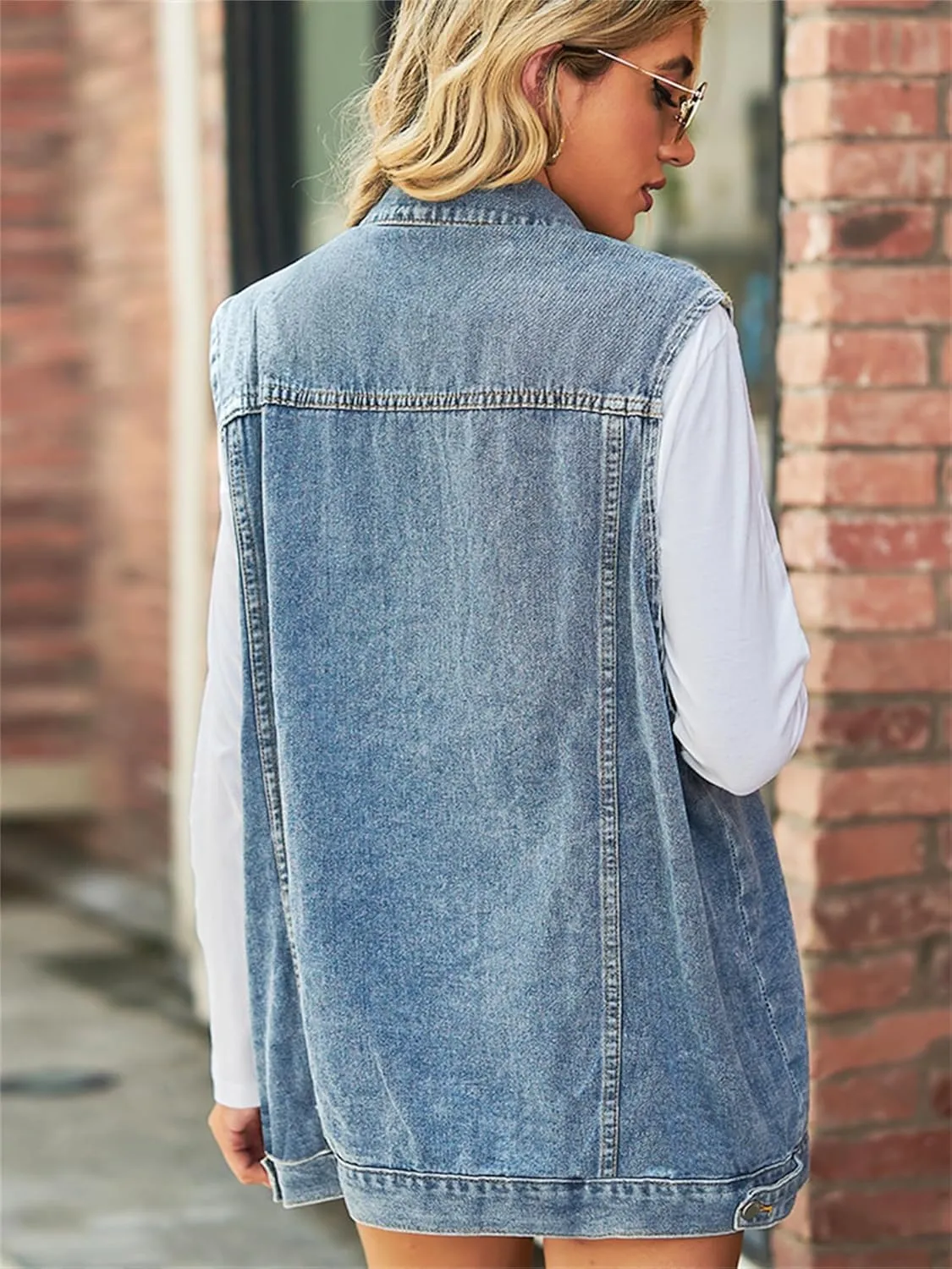 hathne Women's Oversized Denim Vest Sleeveless Jean Jacket Vest with Hood Button Down Long Waistcoat with Pockets Streetwear