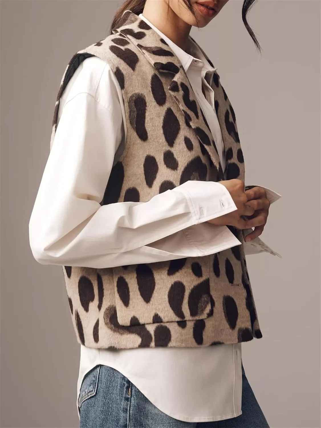 LifeShe Leopard Flannel Vest Women Casual Cheetah Sleeveless Blazer Winter Button Down Jacket with Pockets
