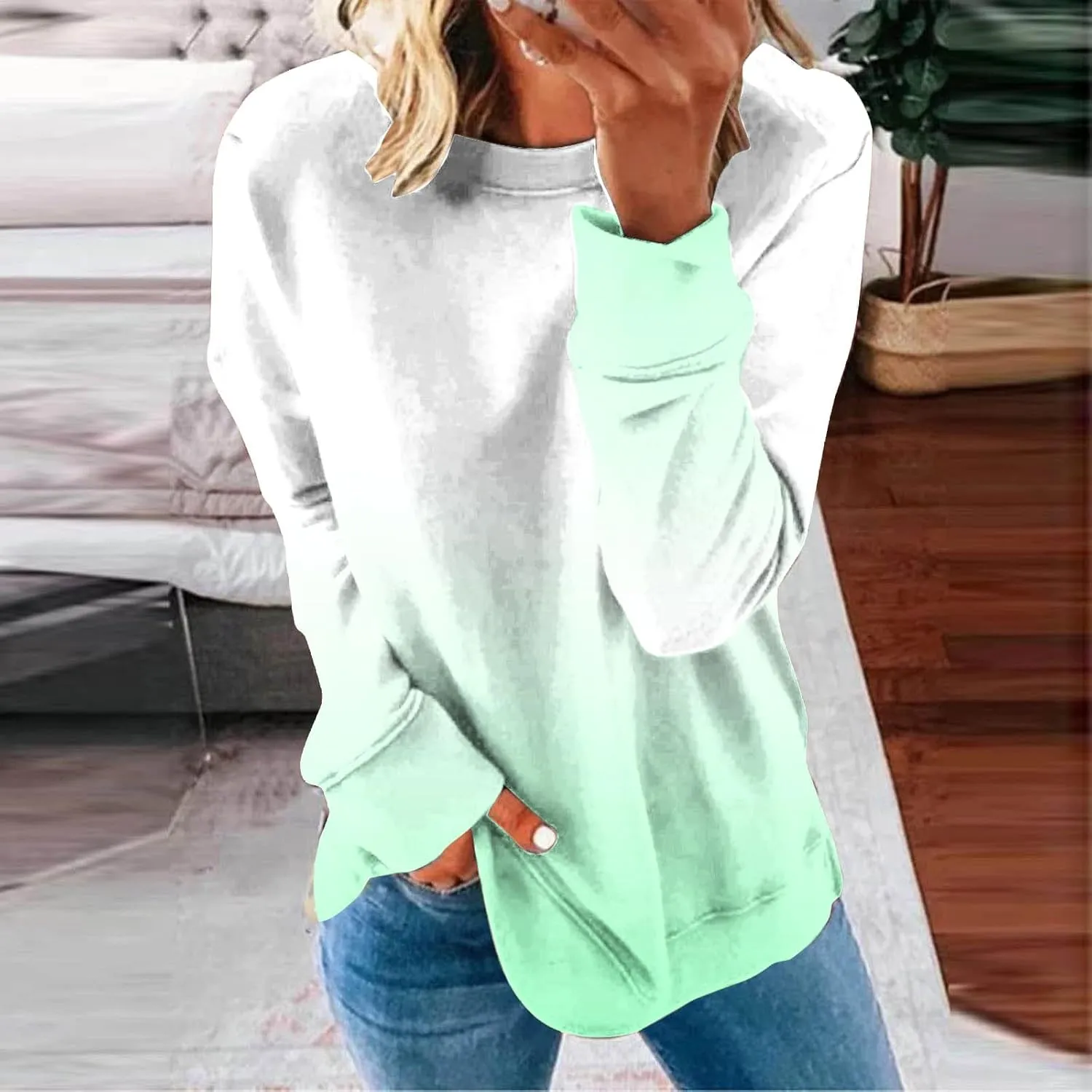 Long Sleeve Shirts for Women 2023 Tie Dye Print Oversized Sweatshirts Side Slit Pullover Tops for Leggings