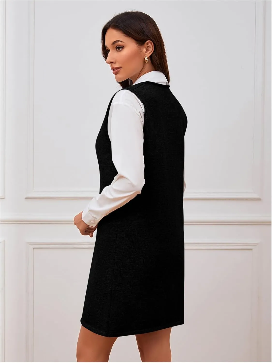 OYOANGLE Women's V Neck Sleeveless Knitted Solid Short Sweater Dress with Pockets