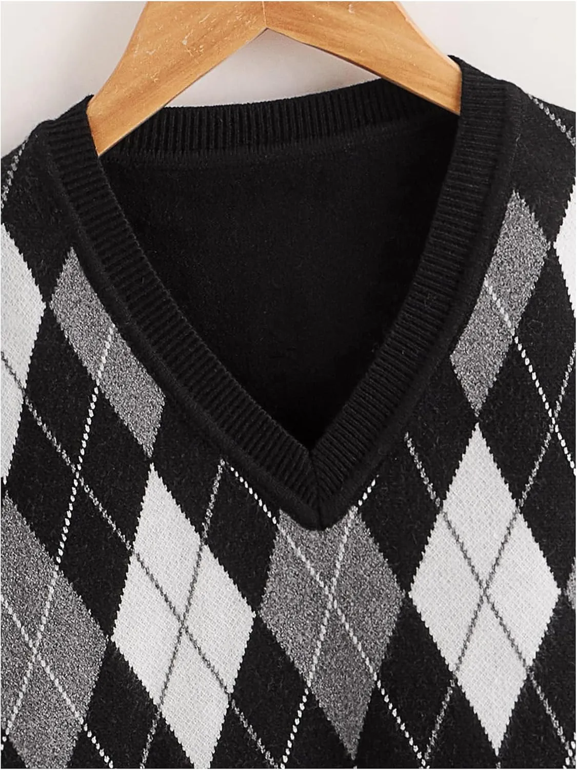 SweatyRocks Girl's Argyle Plaid Sweater Vest V Neck Sleeveless Preppy Knit Vest Tops