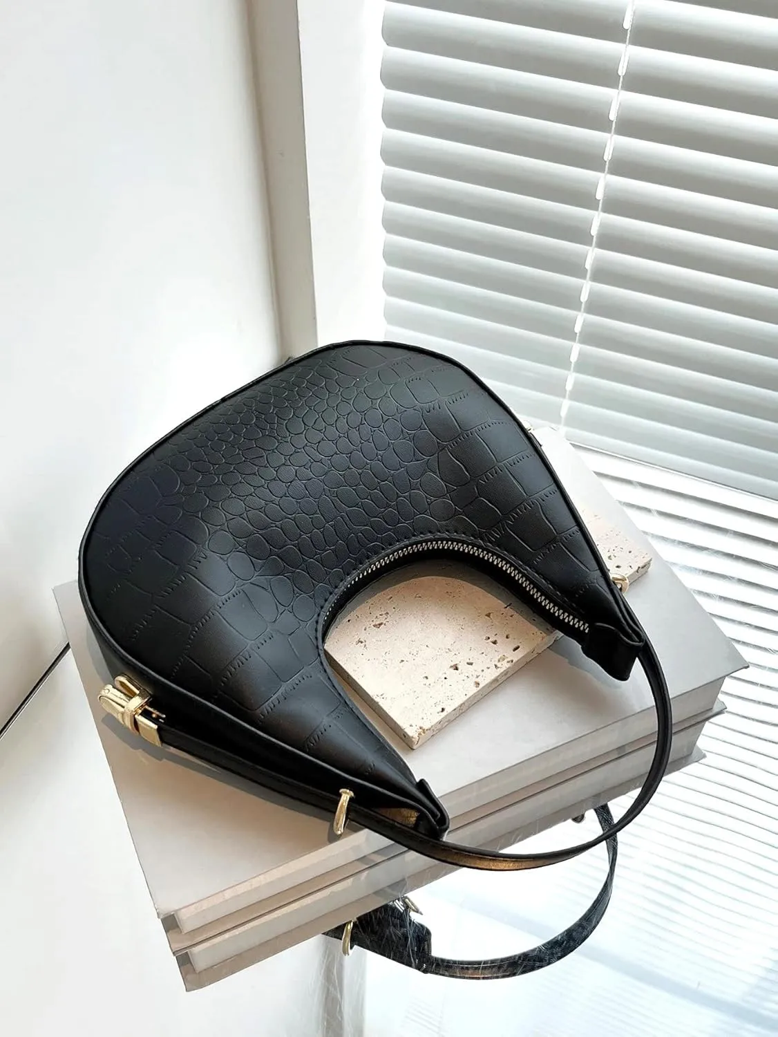 Verdusa Women's Metallic PU Leather Handbag Top Handle Hobo Purse Shoulder Bags