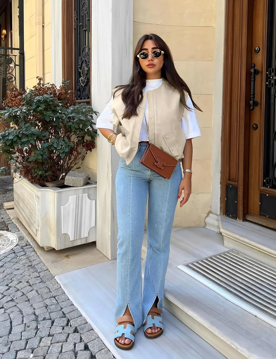 Women's Casual Zip Up Cargo Vest Cropped Sleeveless Ruched Hem Blazer Jackets Tops with Pockets